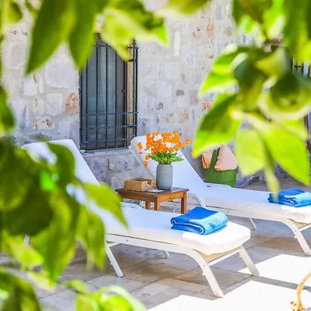 Hotel Jade Evi *