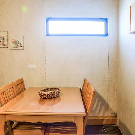 Jade Evi Konacik