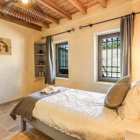 Hotel Jade Evi