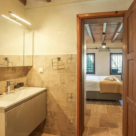 Hotel Jade Evi