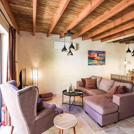 Hotel Jade Evi