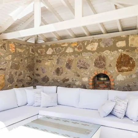 Jade Evi Hotel Konacik